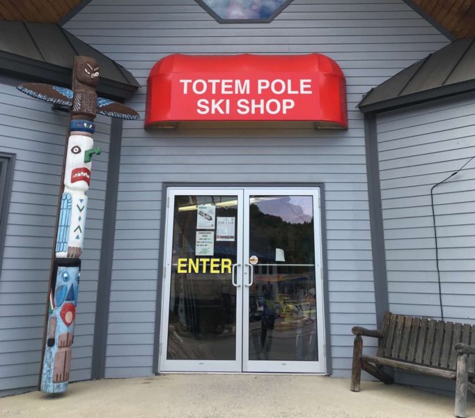 Ludlow VT's Race Shop: Totem Pole Ski Shop on Arctica 6